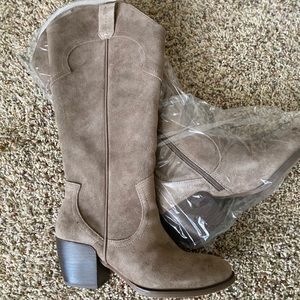 Taupe Knee High Heeled Boots - Size 7M